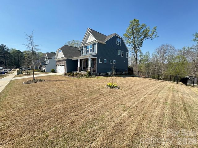 13231 Fiore Place, Huntersville, NC 28078