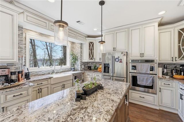 4801 Propes Drive, Oakwood, GA 30566