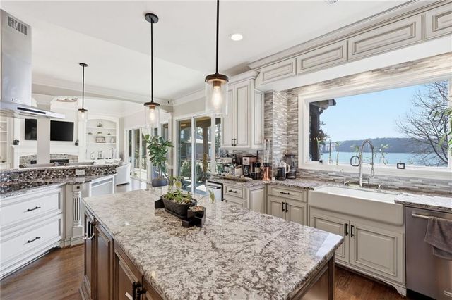 4801 Propes Drive, Oakwood, GA 30566