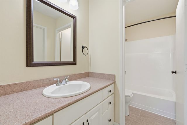 9 El Capitan Ln, Antioch, CA 94509