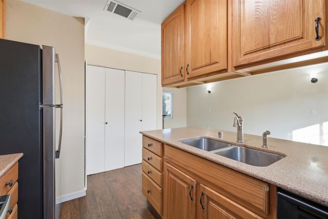 9 El Capitan Ln, Antioch, CA 94509