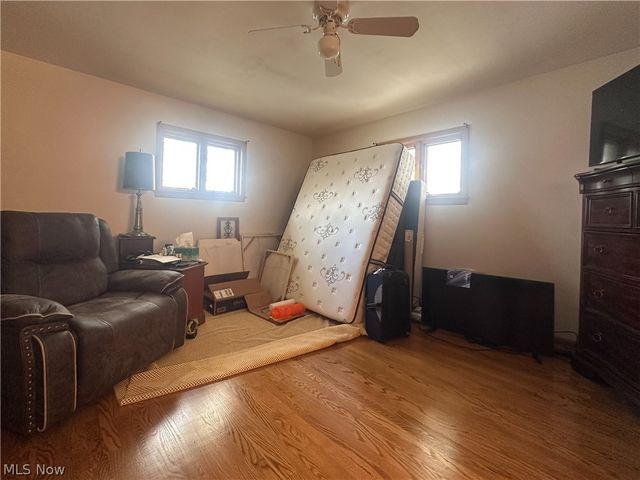 1011 Park Circle, Girard, OH 44420