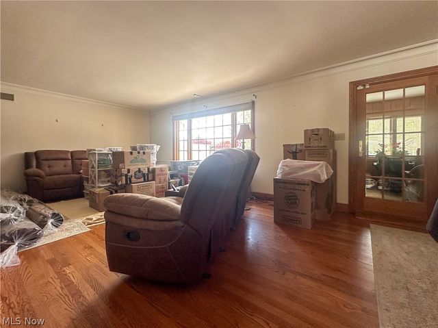 1011 Park Circle, Girard, OH 44420
