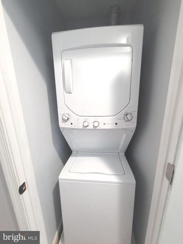 2635 N CALVERT ST, Baltimore, MD 21218