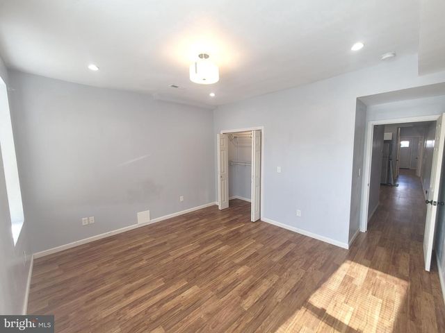 2635 N CALVERT ST, Baltimore, MD 21218