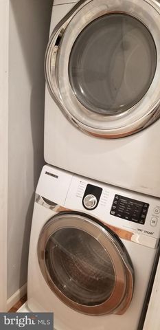 2635 N CALVERT ST, Baltimore, MD 21218