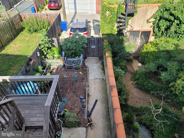 2635 N CALVERT ST, Baltimore, MD 21218