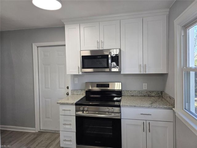 9 Croatan TRL, Portsmouth, VA 23701