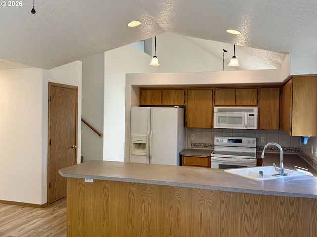 1660 N 18TH St 4, Washougal, WA 98671