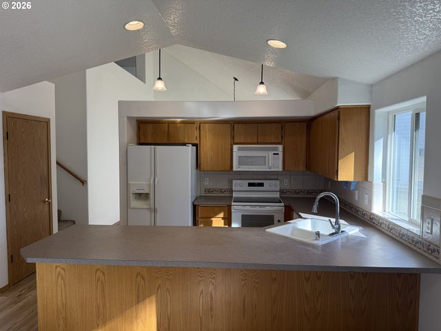 1660 N 18TH St 4, Washougal, WA 98671