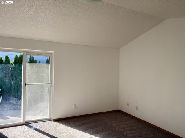 1660 N 18TH St 4, Washougal, WA 98671