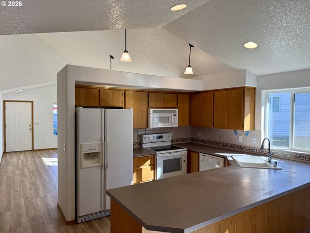 1660 N 18TH St 4, Washougal, WA 98671