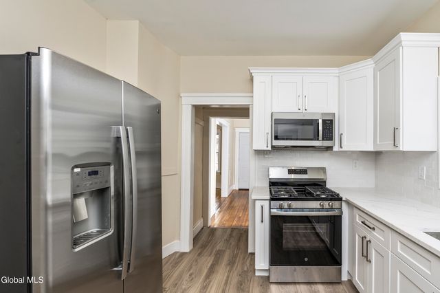 3 Mapleridge Avenue, Albany, NY 12209