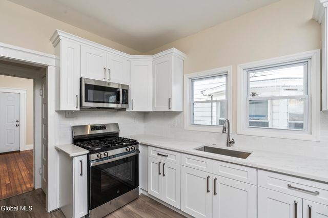 3 Mapleridge Avenue, Albany, NY 12209