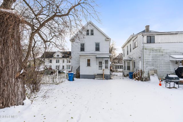 3 Mapleridge Avenue, Albany, NY 12209