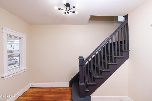 3 Mapleridge Avenue, Albany, NY 12209