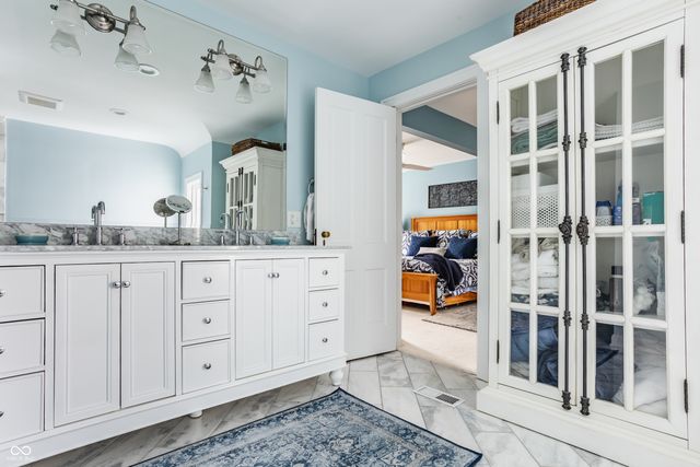 5401 N Illinois Street, Indianapolis, IN 46208