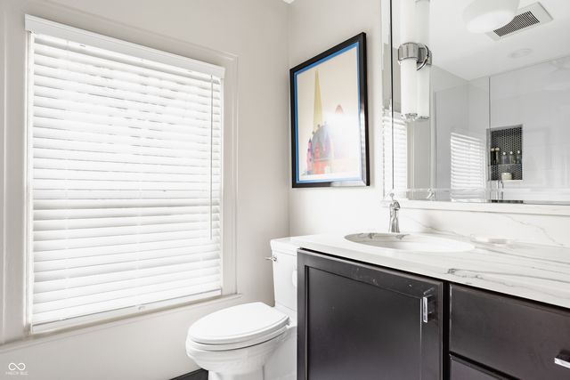 5401 N Illinois Street, Indianapolis, IN 46208