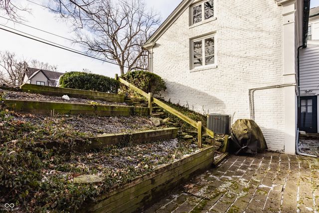 5401 N Illinois Street, Indianapolis, IN 46208