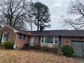 5529 Greenefield DR S, Portsmouth, VA 23703