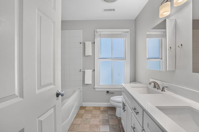 75 Forbes St 75, Boston, MA 02130