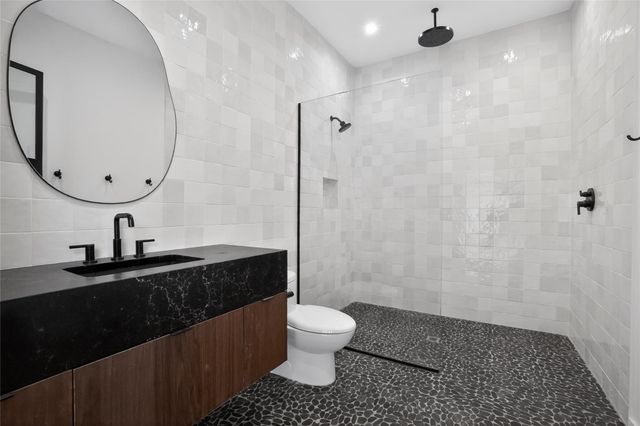 2319 Cypress PT E, Austin, TX 78746