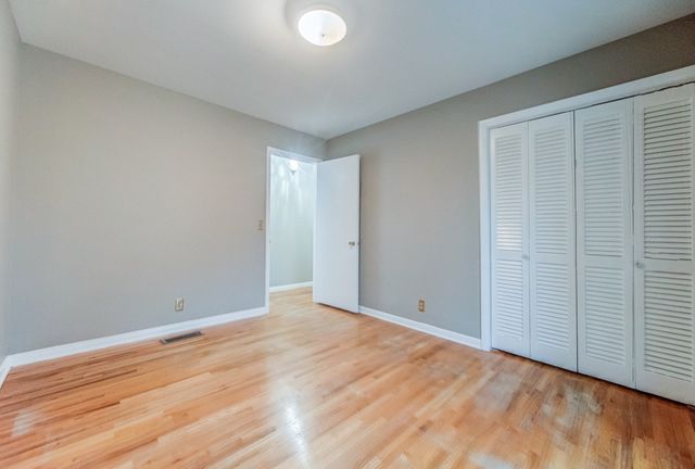 5090 Blue Hole Rd, Antioch, TN 37013