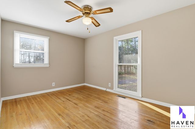 5090 Blue Hole Rd, Antioch, TN 37013