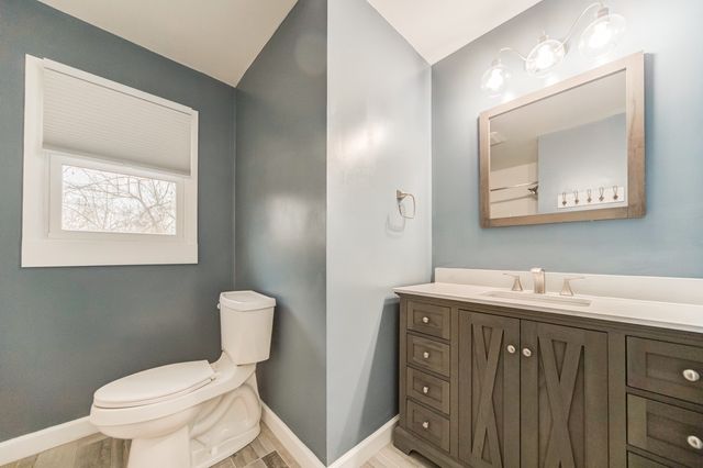 5090 Blue Hole Rd, Antioch, TN 37013