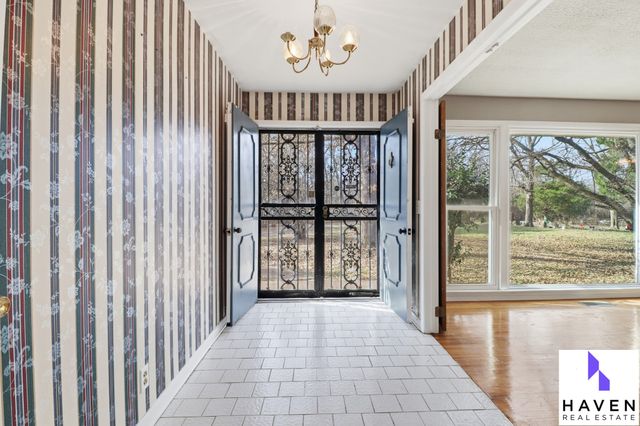 5090 Blue Hole Rd, Antioch, TN 37013