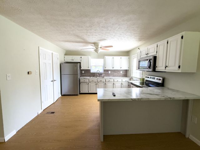 410 Laurel Lake Resort Road, Corbin, KY 40701