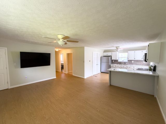 410 Laurel Lake Resort Road, Corbin, KY 40701