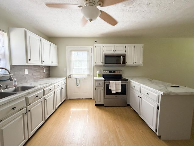 410 Laurel Lake Resort Road, Corbin, KY 40701