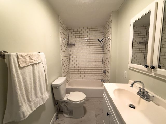 410 Laurel Lake Resort Road, Corbin, KY 40701