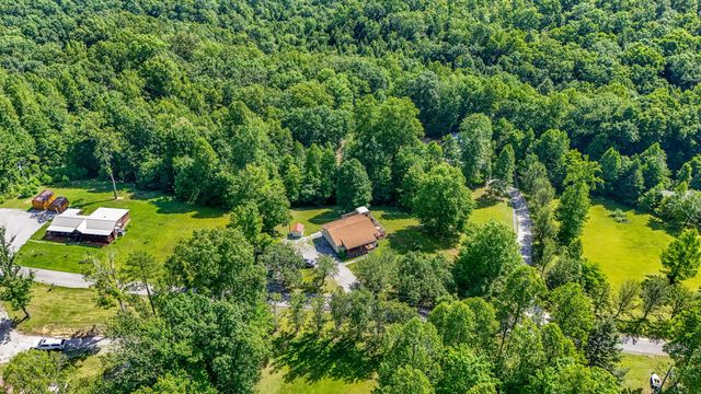 410 Laurel Lake Resort Road, Corbin, KY 40701