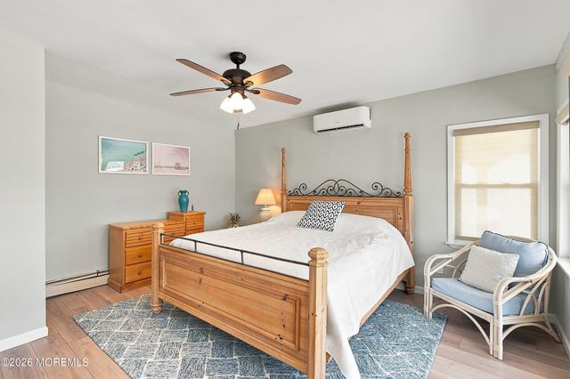 216 Montclair Road S, Barnegat, NJ 08005