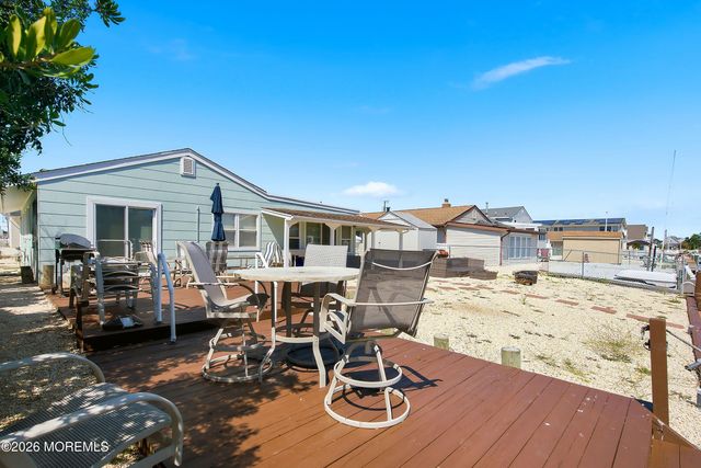 216 Montclair Road S, Barnegat, NJ 08005
