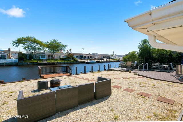 216 Montclair Road S, Barnegat, NJ 08005