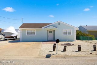 216 Montclair Road S, Barnegat, NJ 08005
