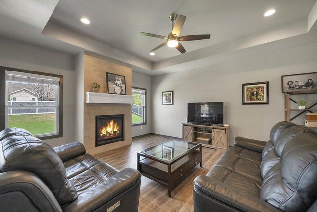 2517 REMINGTON ROAD, Green Bay, WI 54302