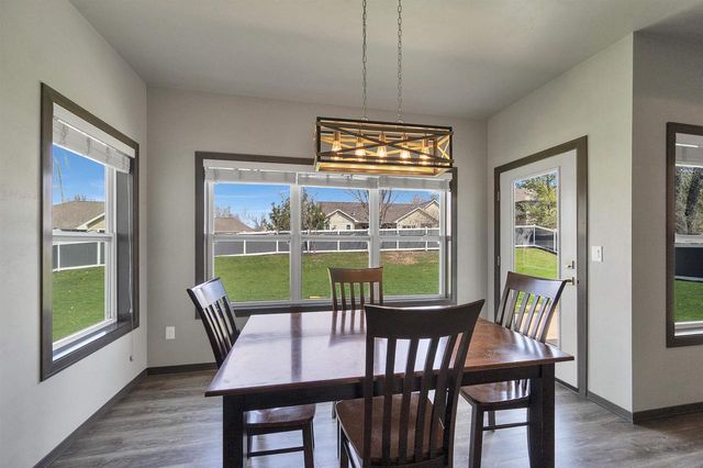 2517 REMINGTON ROAD, Green Bay, WI 54302