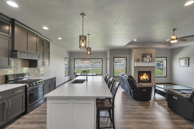 2517 REMINGTON ROAD, Green Bay, WI 54302