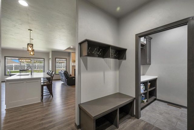 2517 REMINGTON ROAD, Green Bay, WI 54302