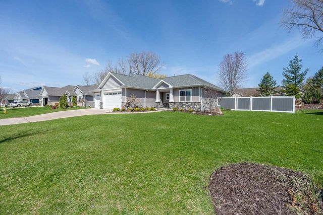 2517 REMINGTON ROAD, Green Bay, WI 54302