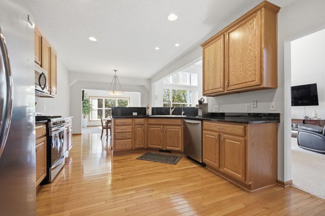749 Ali Lane, Victoria, MN 55386