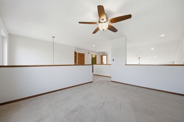 749 Ali Lane, Victoria, MN 55386