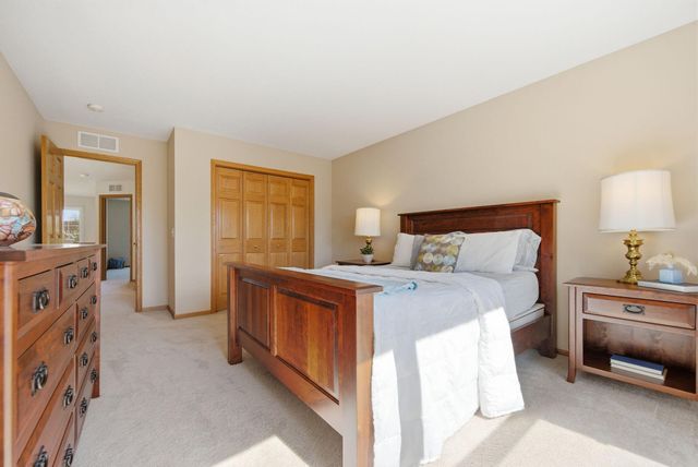 749 Ali Lane, Victoria, MN 55386