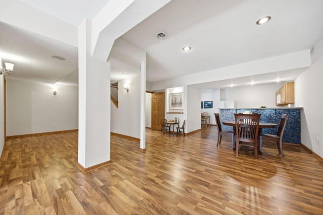749 Ali Lane, Victoria, MN 55386