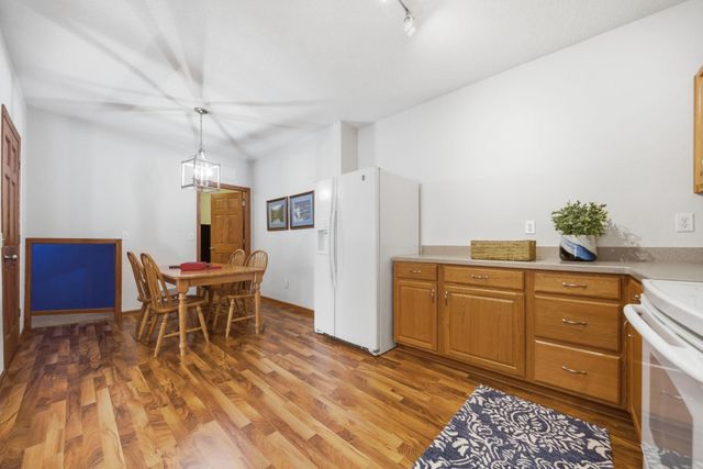 749 Ali Lane, Victoria, MN 55386