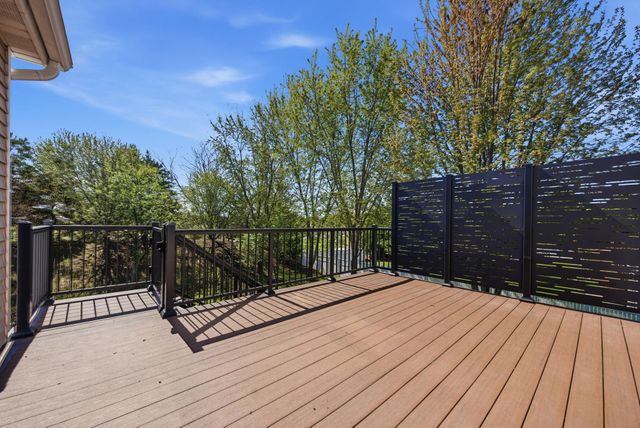 749 Ali Lane, Victoria, MN 55386